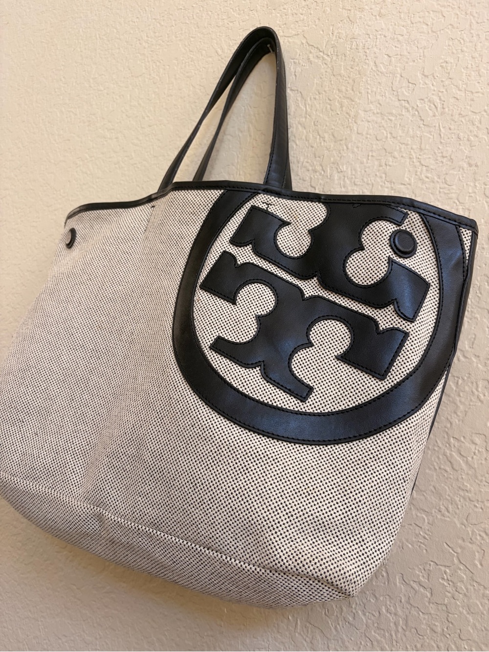 🖤Tory Burch Neutral Canvas Tote